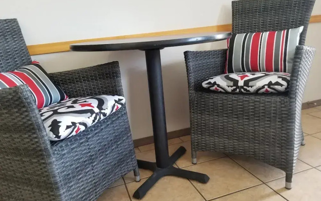 Osoyoos Lakeview Inn & Suites