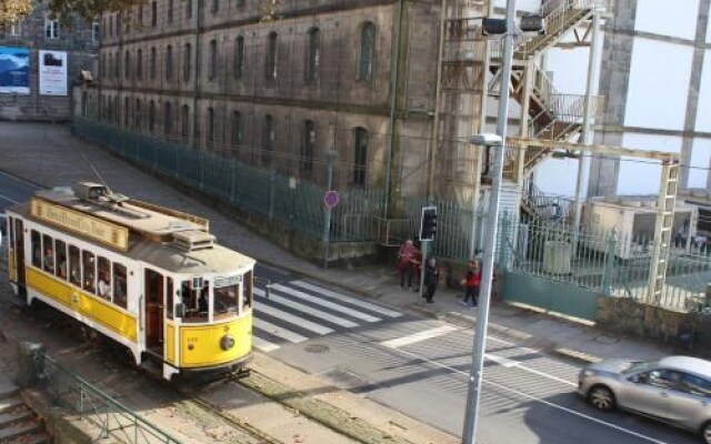 Alfandegadouro Touristic Apartments