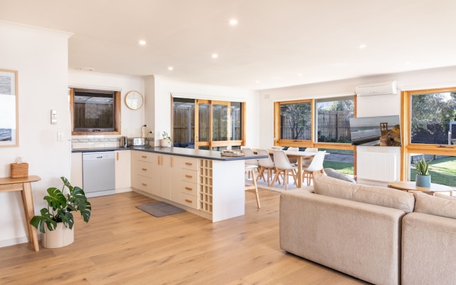 Torquay Hotel Motel – Guest Rooms – Torquay