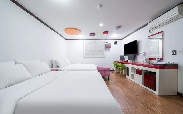 Suwon Hotel Avenue