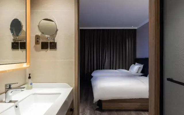 Hanting Premium Hotel Beijing Yayuncun Bird's Nest New Branch