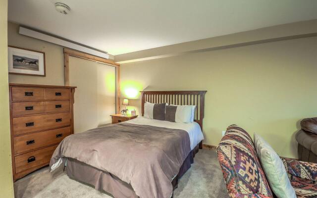 Scandinavian Lodge By Retreatia