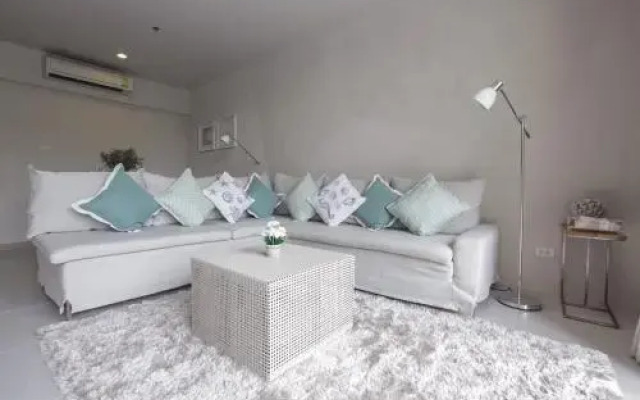 Baan Thew Thalay Aquamarine Cha-am