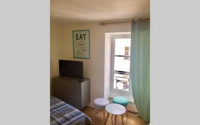 French typical apartment (opéra 5D)