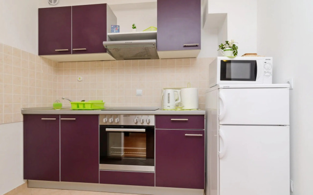 Apartments Mira