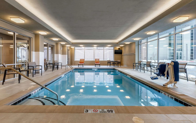 Cambria Hotel Omaha Downtown