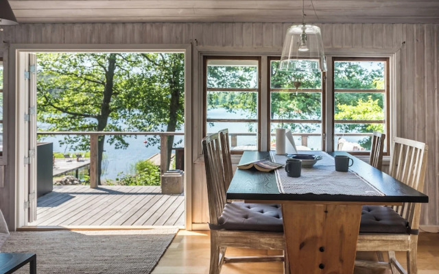 Fishermans Cabin