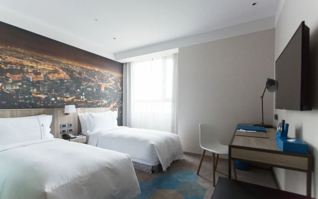 Airline Inn - Kaohsiung Station