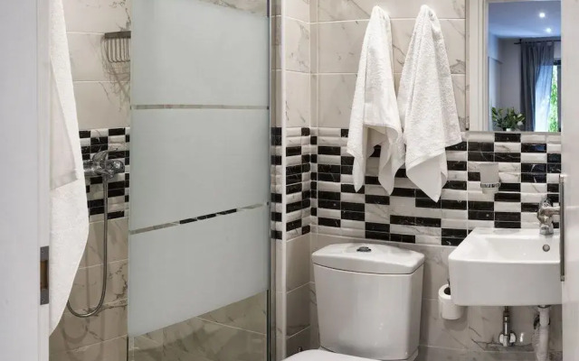 Caravel Voyage Suites By Living Spacegr