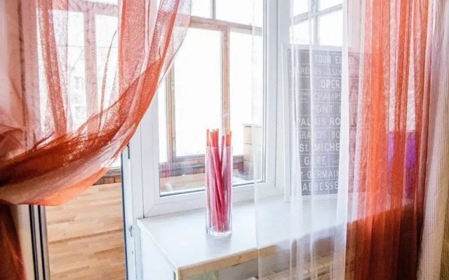 Funny Dolphins Apartments Novoslobodskaya