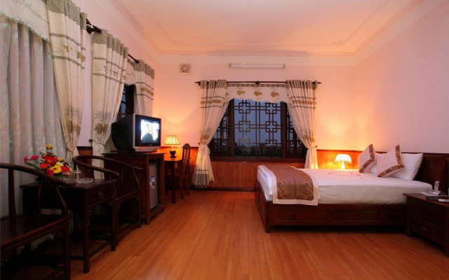 Bach Dang Hoi An Hotel