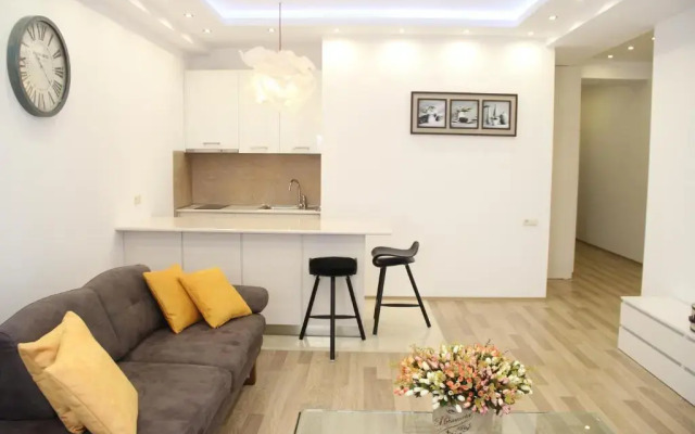 Shartava Deluxe Apartment