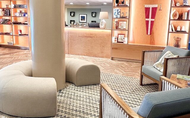 Quality Inn & Suites Atlantic Beach Hotel