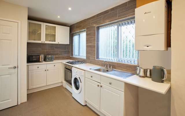 Host Stay Highwood Avenue