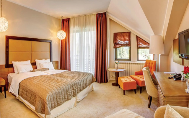 Hotel MIR