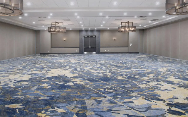 Delta Hotels by Marriott Seattle Everett