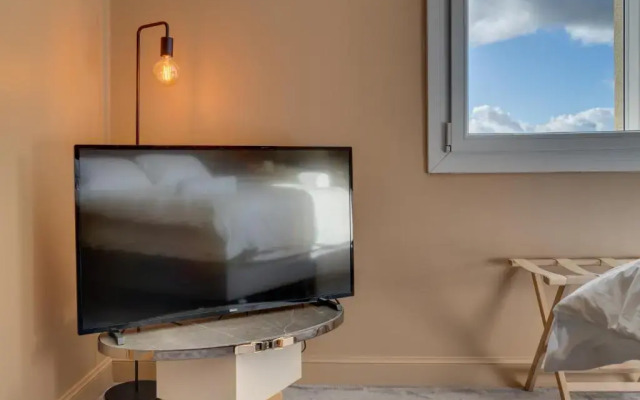 Hôtel Autonome Une Chambre en Ville