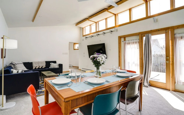 Updated Minneapolis Home in Howe Neighborhood!