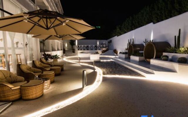 The Koi Fish Designer Homestay