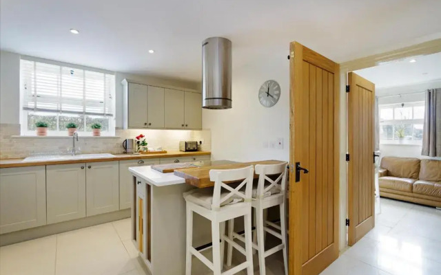 Unit 1 Dove Farm Barns