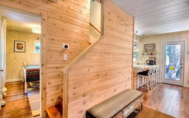 Tahoe Pines Cabin