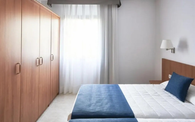Beatrix 2000 - Caliu apartments