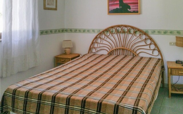 Beautiful Apartment in Specchiolla With 2 Bedrooms and Wifi