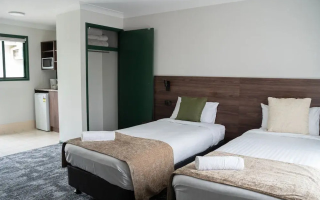 Wallaby Hotel