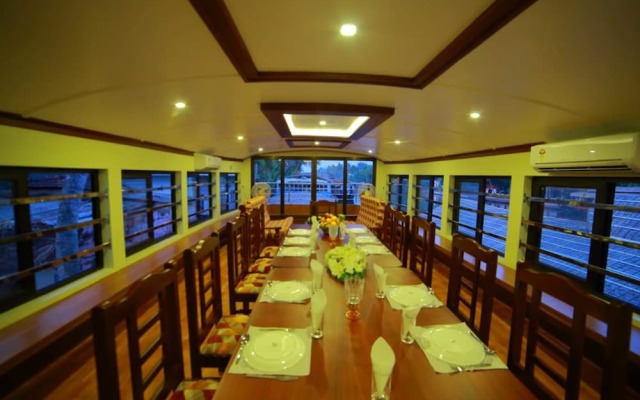 Kerala Houseboats