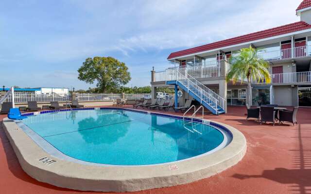 Rodeway Inn Clearwater - Largo