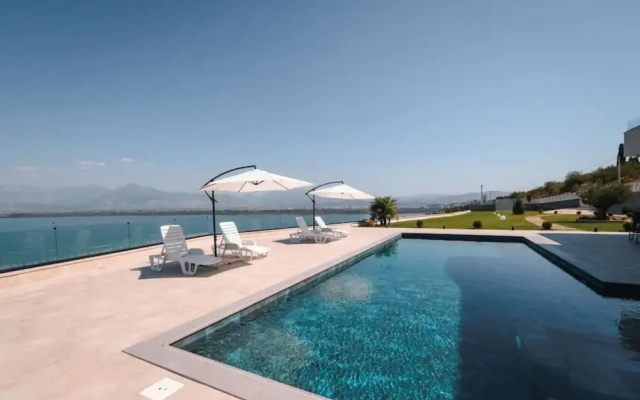 The Panoramic Villa in Shkod r