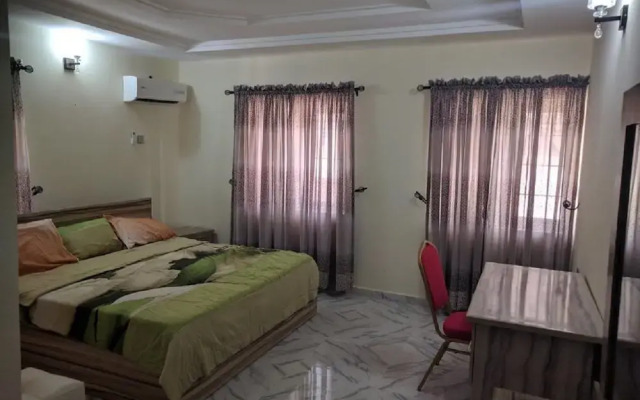 Crown Apartments Extended Stay Suites