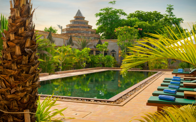 Model Angkor Resort