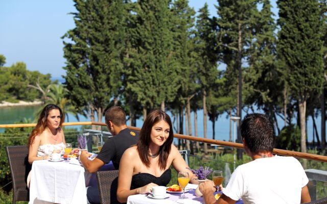 Aminess Velaris Resort
