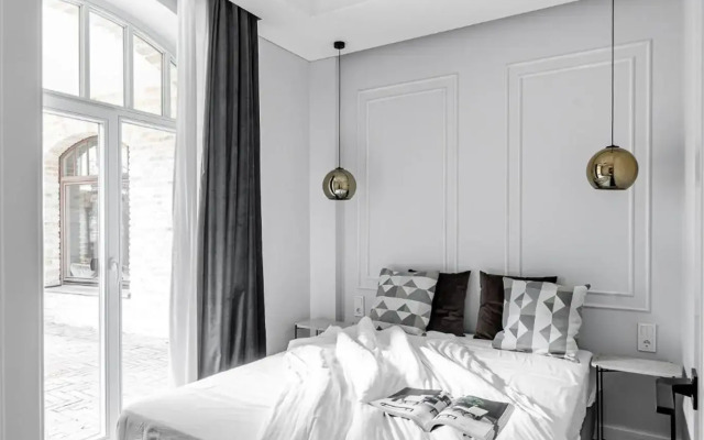 Luxurious Apartment in Vilnius Old Town by Reside Baltic