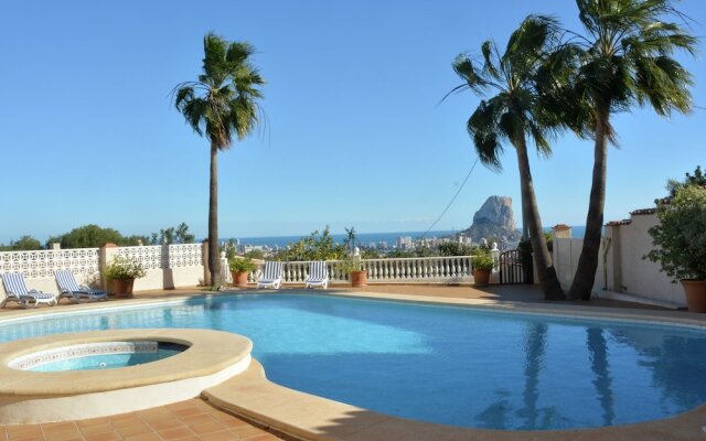 Stunning Detached Villa With Private Pool and Clear View Over Calpe