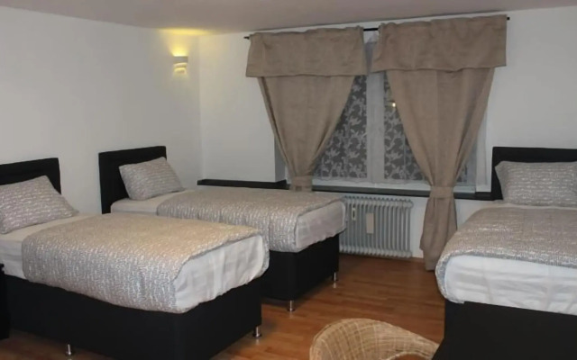 Hotel Garni Emir