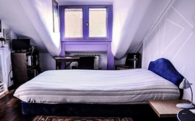 VITTORIO 61 - La tua stanza a due passi dal centro