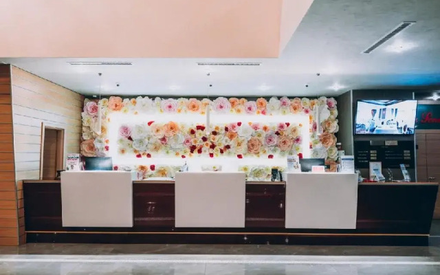 Ramada by Wyndham Constanta