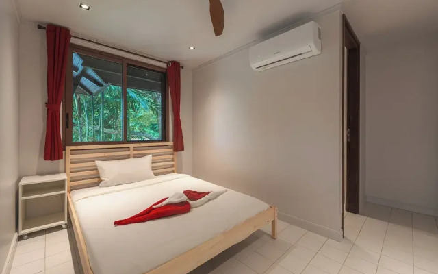 Sunrise 7BR Luxe Villa Sea View V151