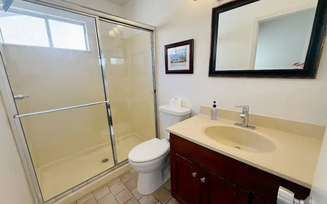 Panoramic View Bayfront Gem 3BR