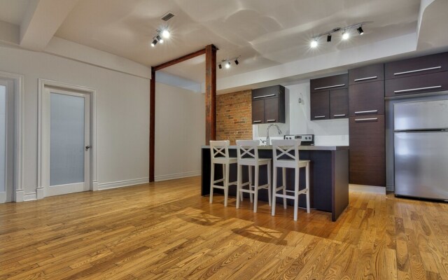 Gorgeous 3BR Right Downtown Montreal