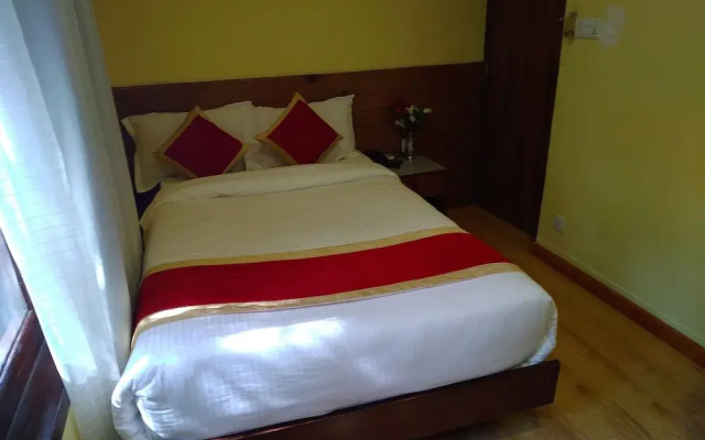 Hotel Green Plum
