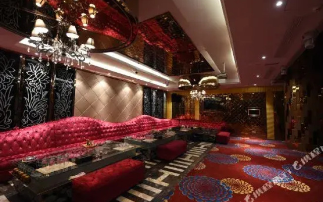 Wanzai Jinqian Hotel (Wanzai Ancient City Branch)