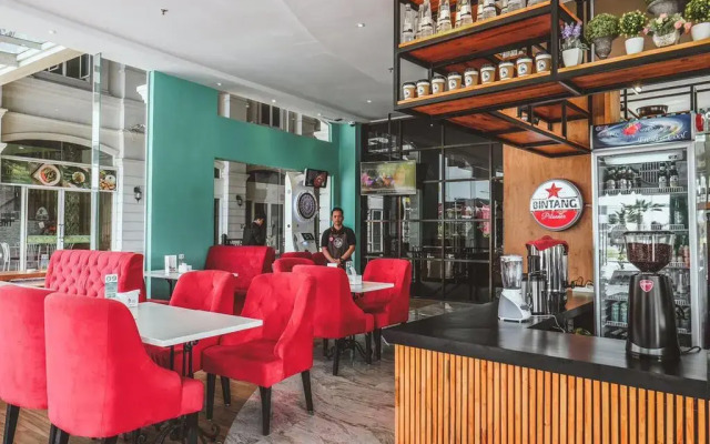 The Crew Hotel Kualanamu International Airport