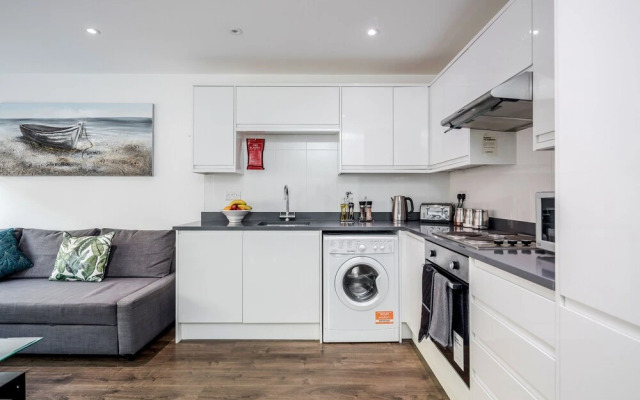 Watford Central Serviced Apartments - F3