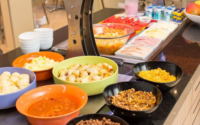 Rio Hotel by Bourbon Curitiba