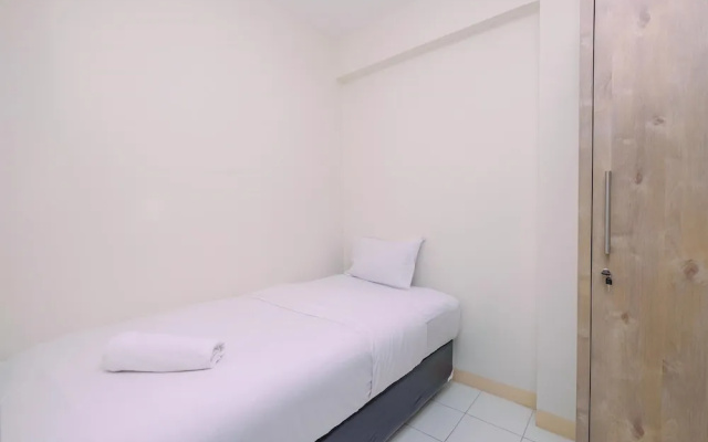 Classic and Minimalist 2BR at Podomoro Golf View Apartment – Guest Rooms – Depok
