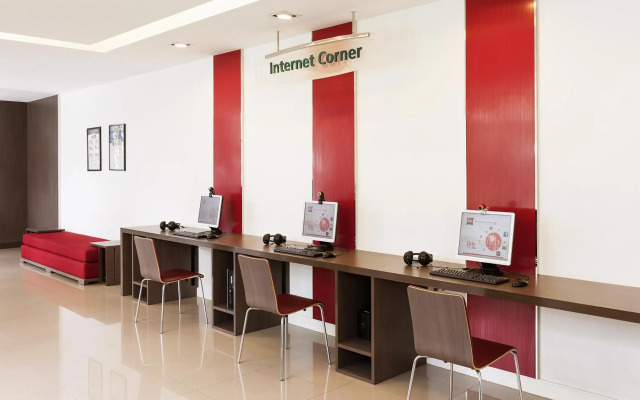 ibis Bangkok Riverside