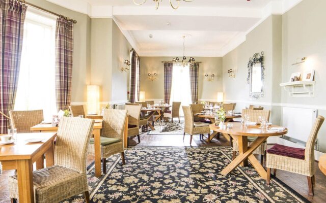 The Manor Hotel